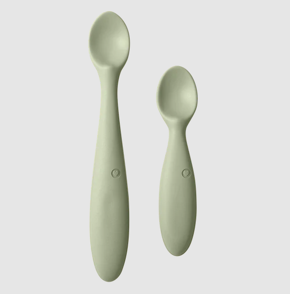 Ensemble de 2 cuillères en silicone sauge - Bibs