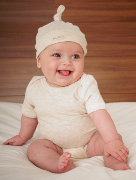 Chapeau pour bébé en coton (avoine)  -  Juddlies